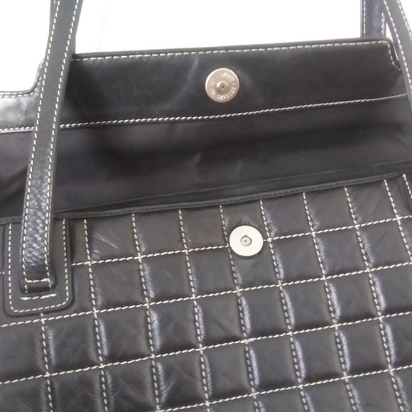 The Sak Black Leather Quilted Shoulder Bag - Picture 7 of 13
